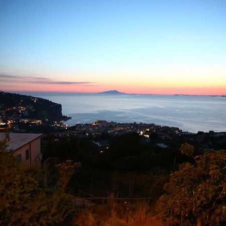ヴィーコ・エクエンセ Casa Francy Stanza Privataヴィラ エクステリア 写真